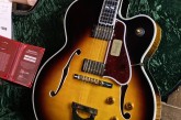 Gibson Custom Crimson Super 400-CES Vintage Sunburst-1.jpg